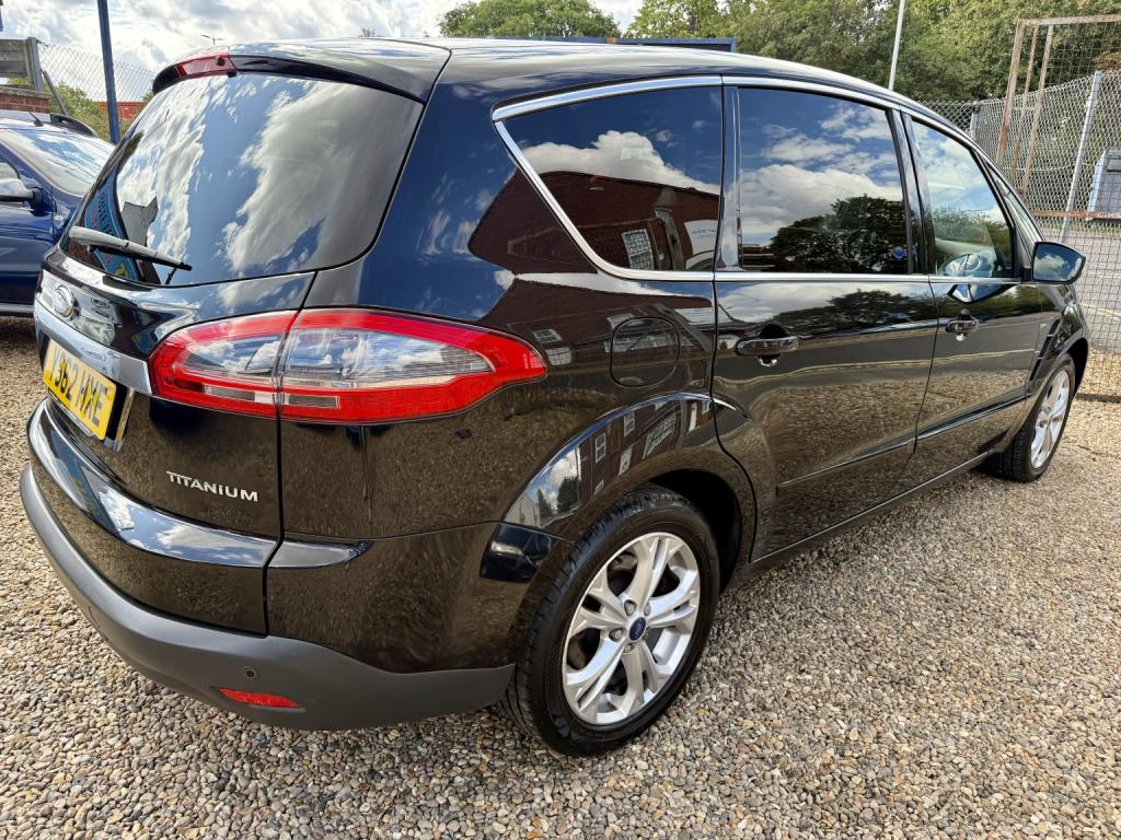FORD S-MAX