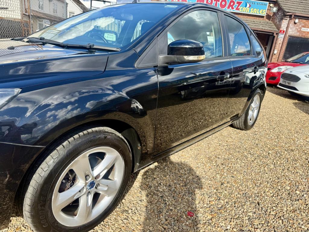 FORD FOCUS