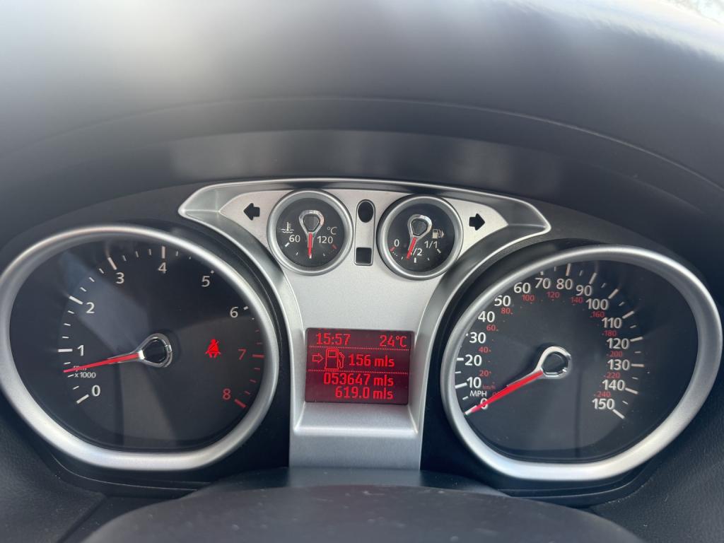 FORD FOCUS