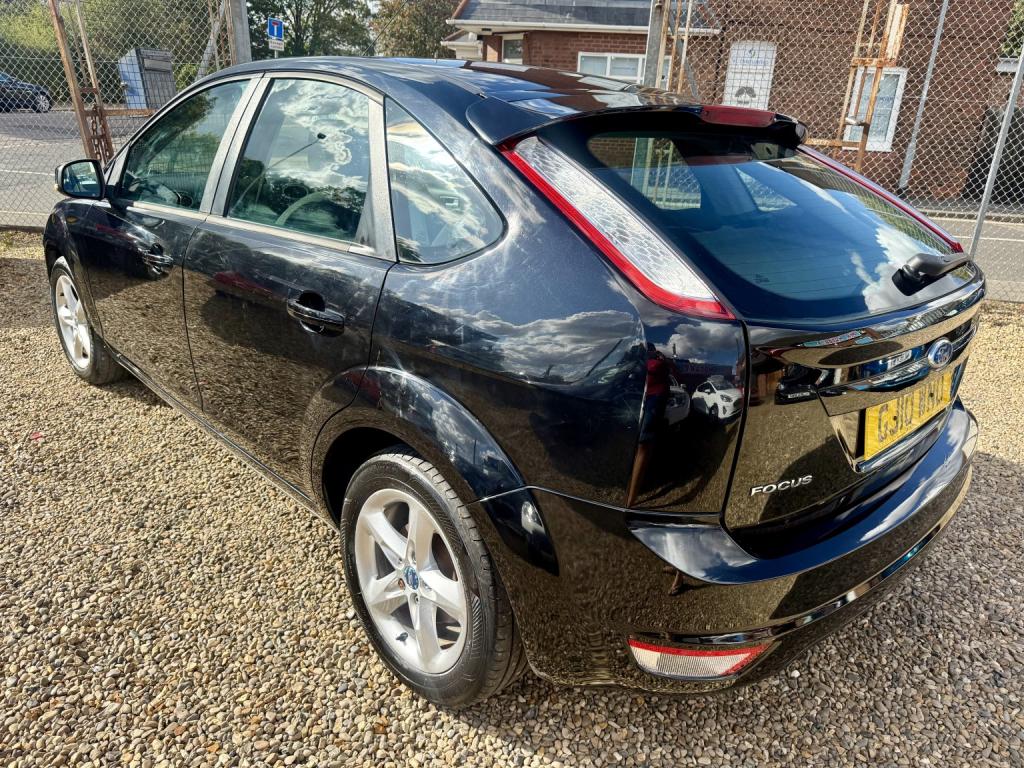 FORD FOCUS