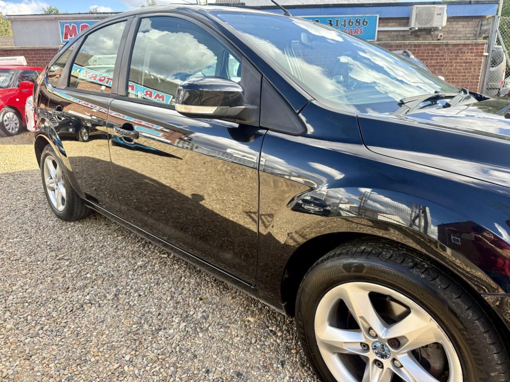 FORD FOCUS