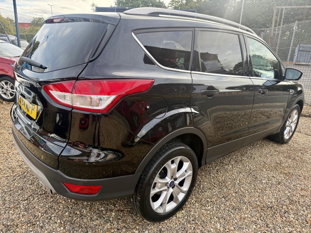 FORD KUGA
