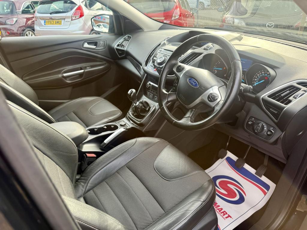 FORD KUGA