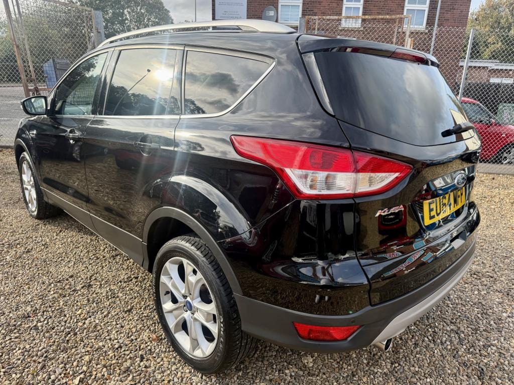 FORD KUGA