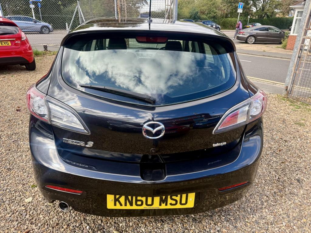 MAZDA MAZDA3