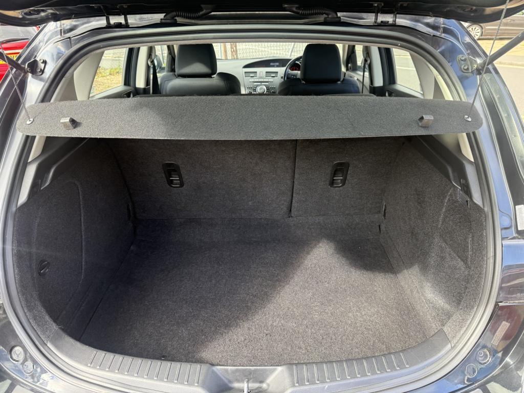 MAZDA MAZDA3
