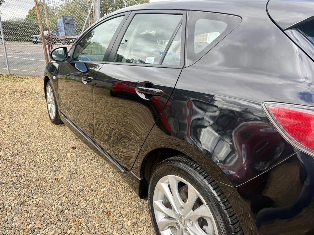 MAZDA MAZDA3