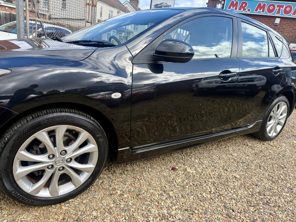 MAZDA MAZDA3