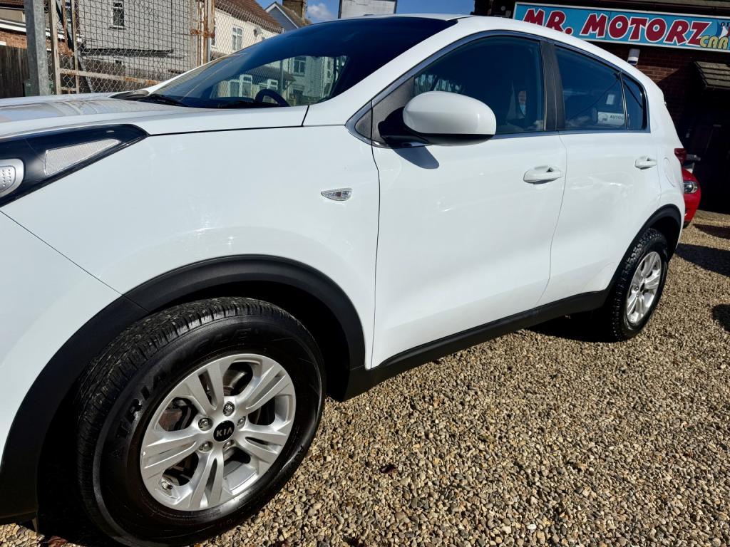 KIA SPORTAGE