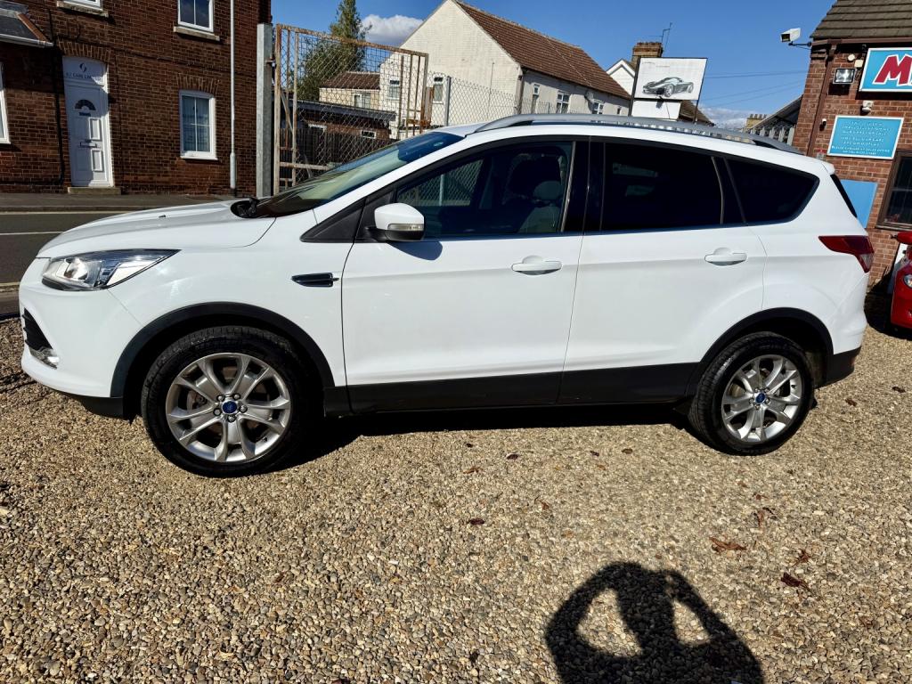 FORD KUGA