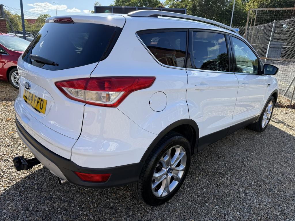 FORD KUGA