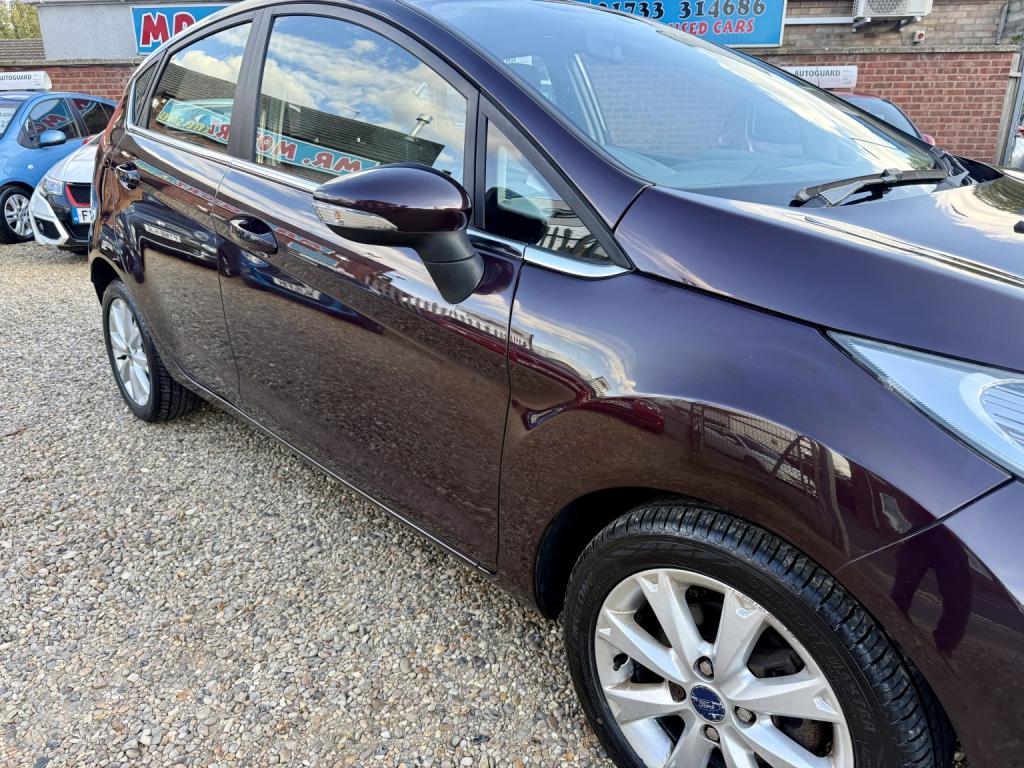 FORD FIESTA