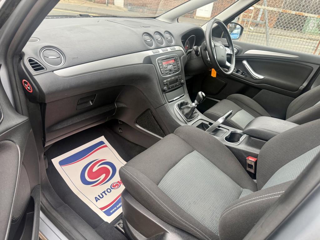 FORD S-MAX