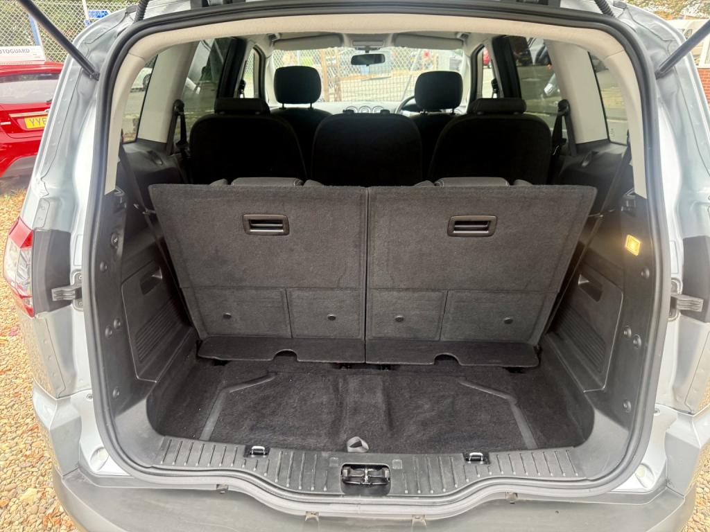 FORD S-MAX
