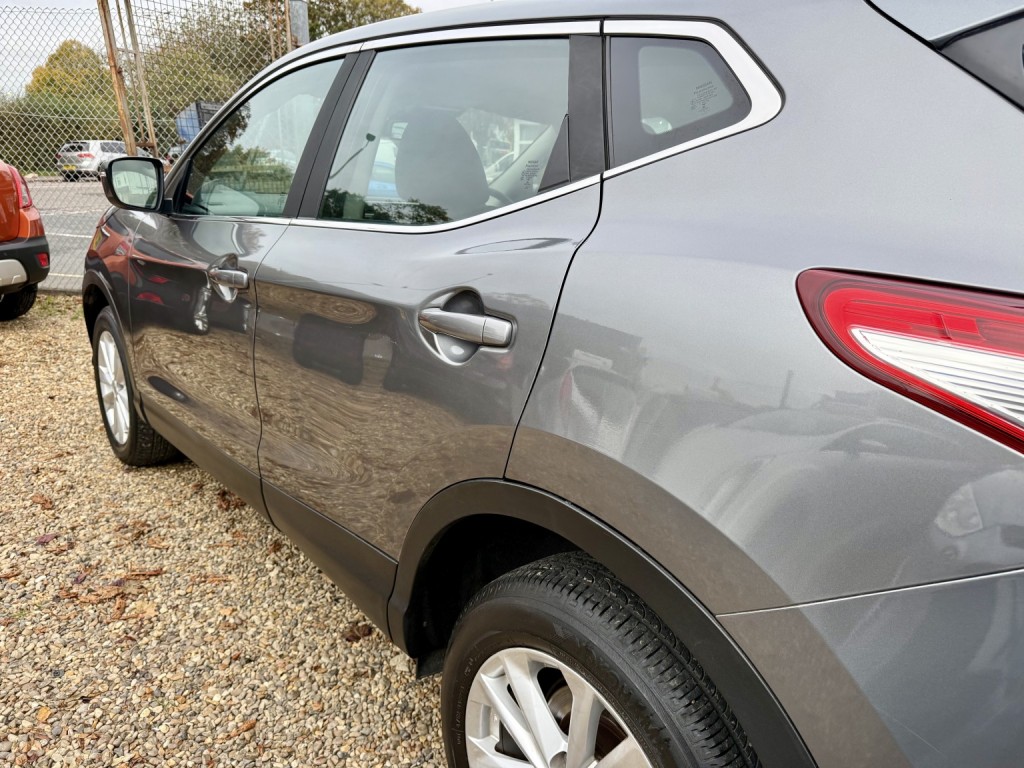 NISSAN QASHQAI