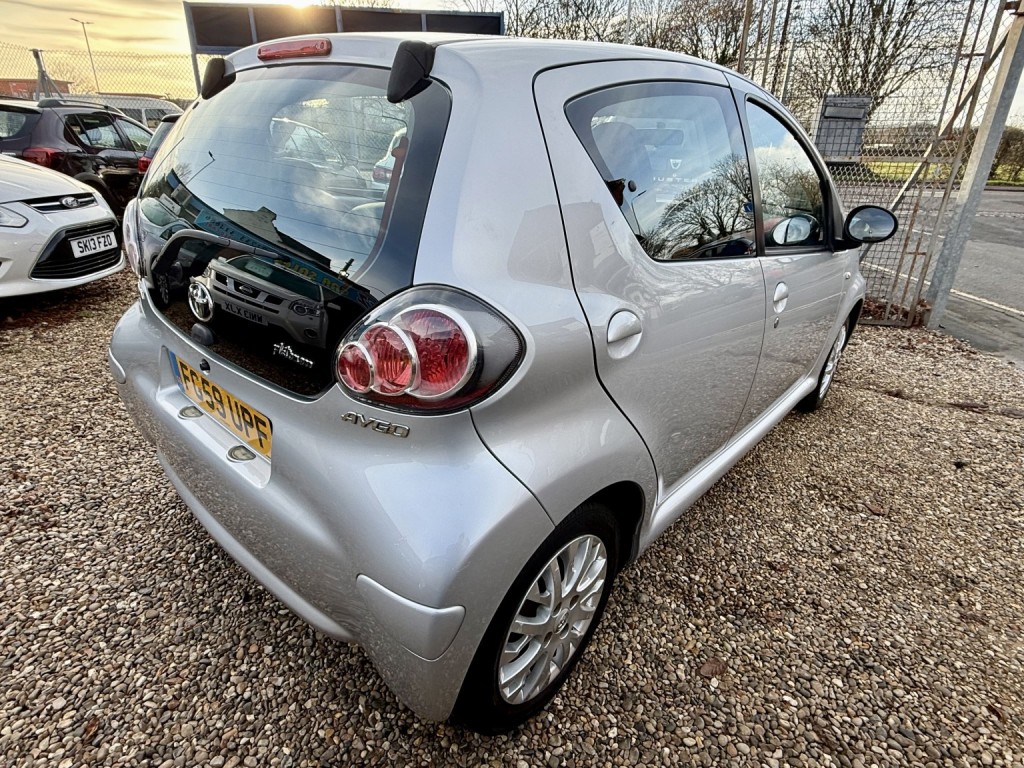 TOYOTA AYGO