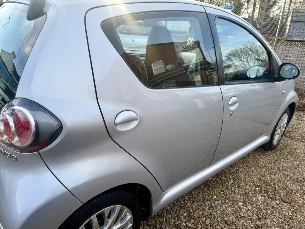 TOYOTA AYGO