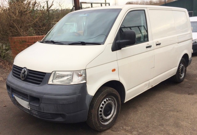 VOLKSWAGEN TRANSPORTER