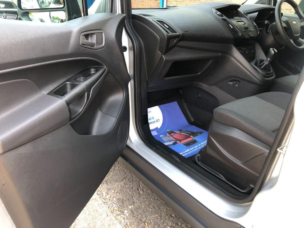 FORD TRANSIT CONNECT 1.6 TDCi 200 2015