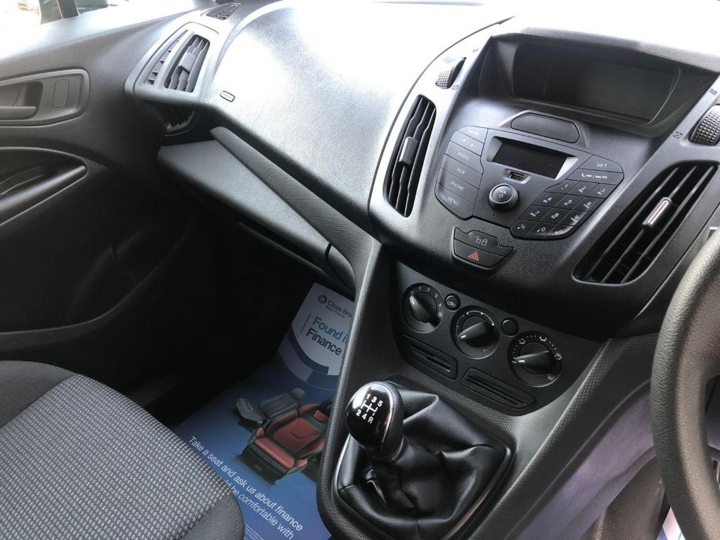 FORD TRANSIT CONNECT 1.6 TDCi 200 2015