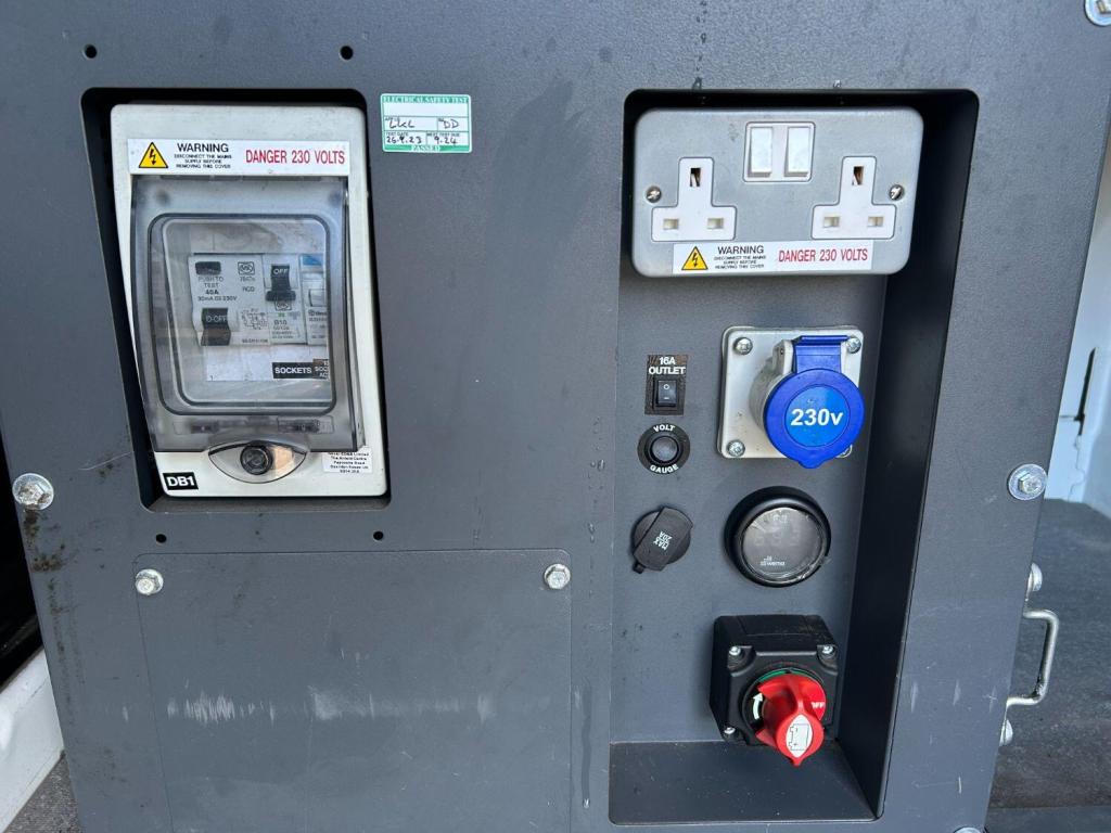 FORD TRANSIT CUSTOM 290 2.0 TDCi HIGH TOP 2017