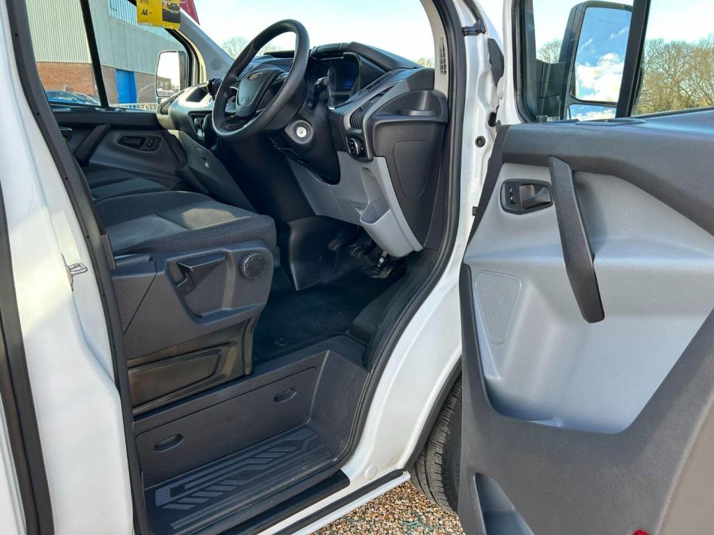 FORD TRANSIT CUSTOM 290 2.0 TDCi HIGH TOP 2017