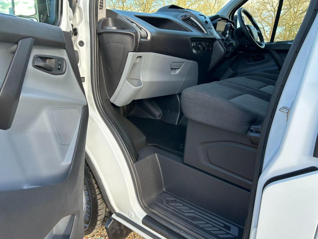 FORD TRANSIT CUSTOM 290 2.0 TDCi HIGH TOP 2017