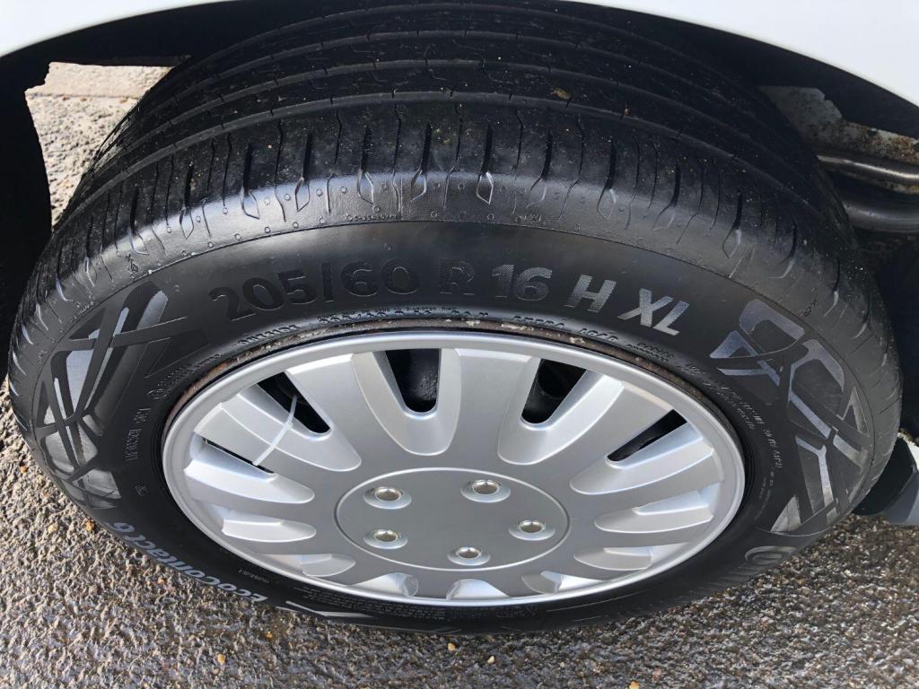 FORD TRANSIT CONNECT 1.5 TDCi 230 CREWCAB LWB 2017