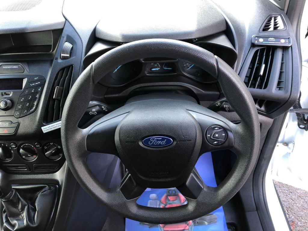 FORD TRANSIT CONNECT 1.5 TDCi 230 CREWCAB LWB 2017