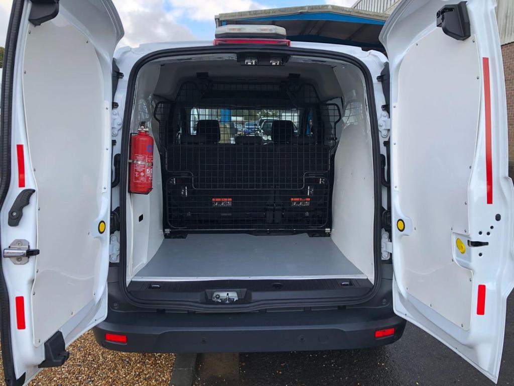 FORD TRANSIT CONNECT 1.5 TDCi 230 CREWCAB LWB 2017