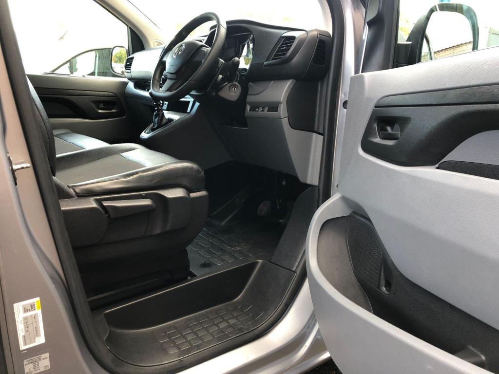 VAUXHALL VIVARO DYNAMIC 1.5 Turbo D 2900 LWB L2 2019