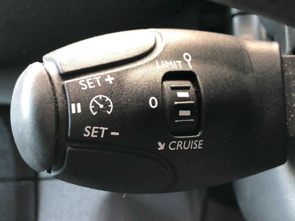 VAUXHALL VIVARO DYNAMIC 1.5 Turbo D 2900 LWB L2 2019