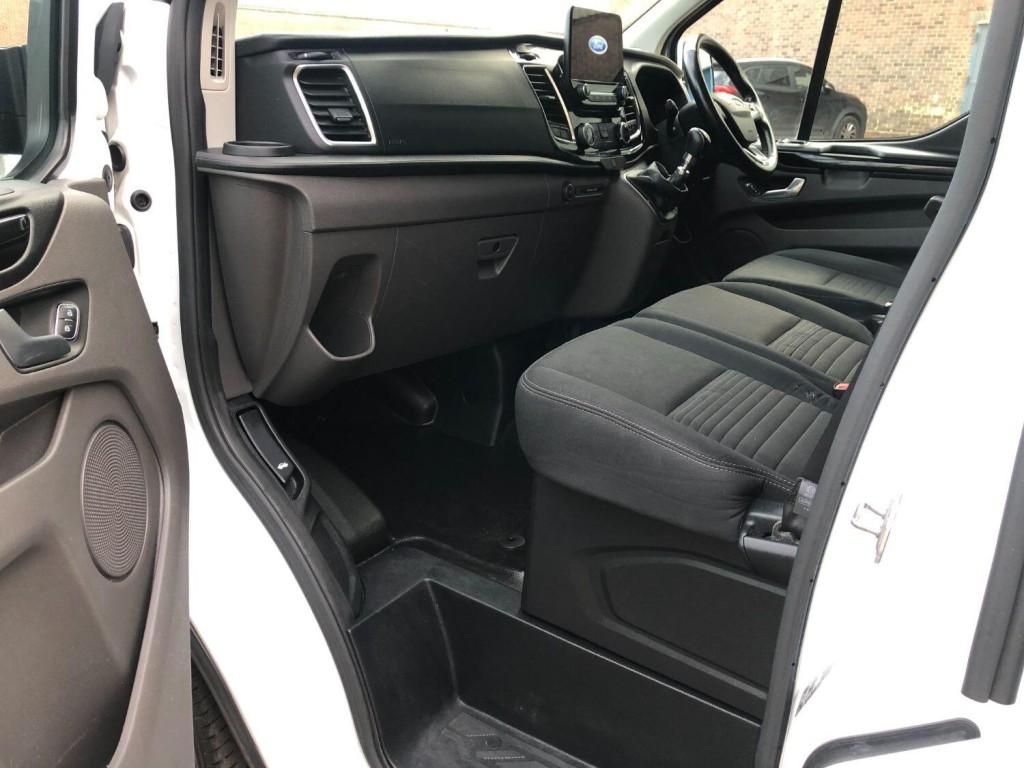 FORD TRANSIT CUSTOM 2.0 Transit Custom Limited Van 300 L1 2.0L EcoBlue 130PS FWD 6 Speed Manual 2021