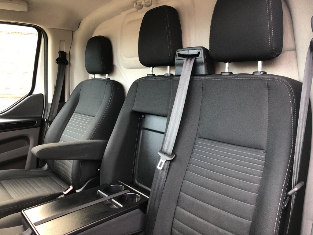 FORD TRANSIT CUSTOM 2.0 Transit Custom Limited Van 300 L1 2.0L EcoBlue 130PS FWD 6 Speed Manual 2021