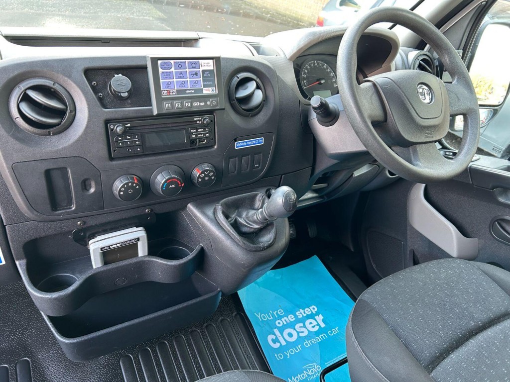 VAUXHALL MOVANO 3500 2.3 CDTI 130 Welfare Crew Van  2018