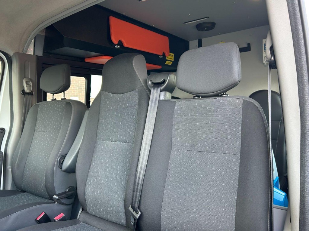 VAUXHALL MOVANO 3500 2.3 CDTI 130 Welfare Crew Van  2018