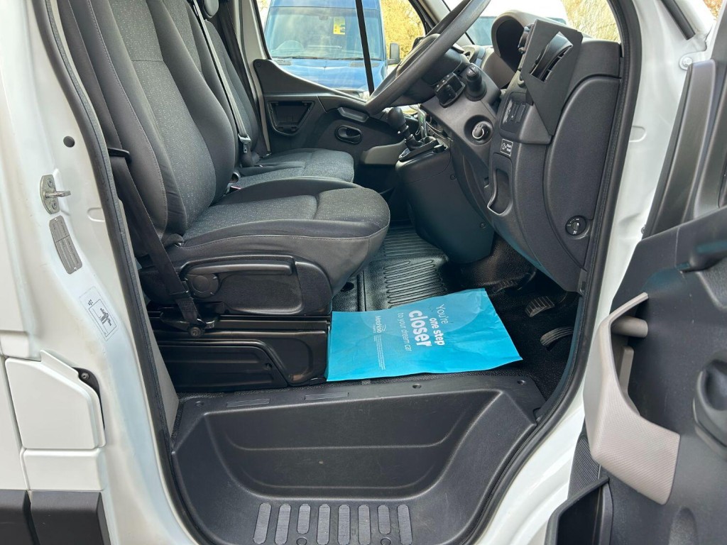 VAUXHALL MOVANO 3500 2.3 CDTI 130 Welfare Crew Van  2018