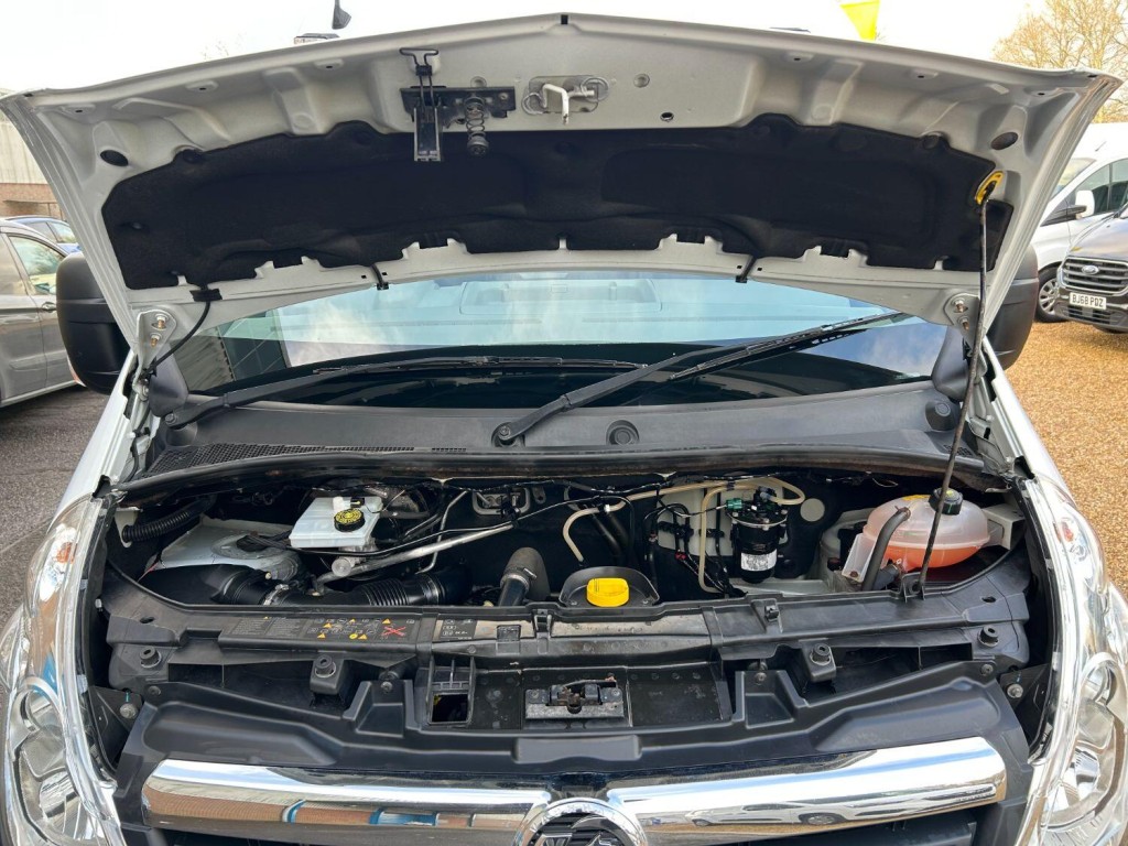 VAUXHALL MOVANO 3500 2.3 CDTI 130 Welfare Crew Van  2018