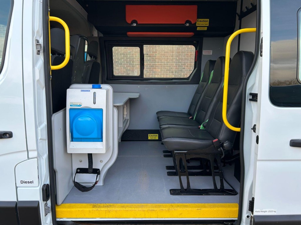 VAUXHALL MOVANO 3500 2.3 CDTI 130 Welfare Crew Van  2018