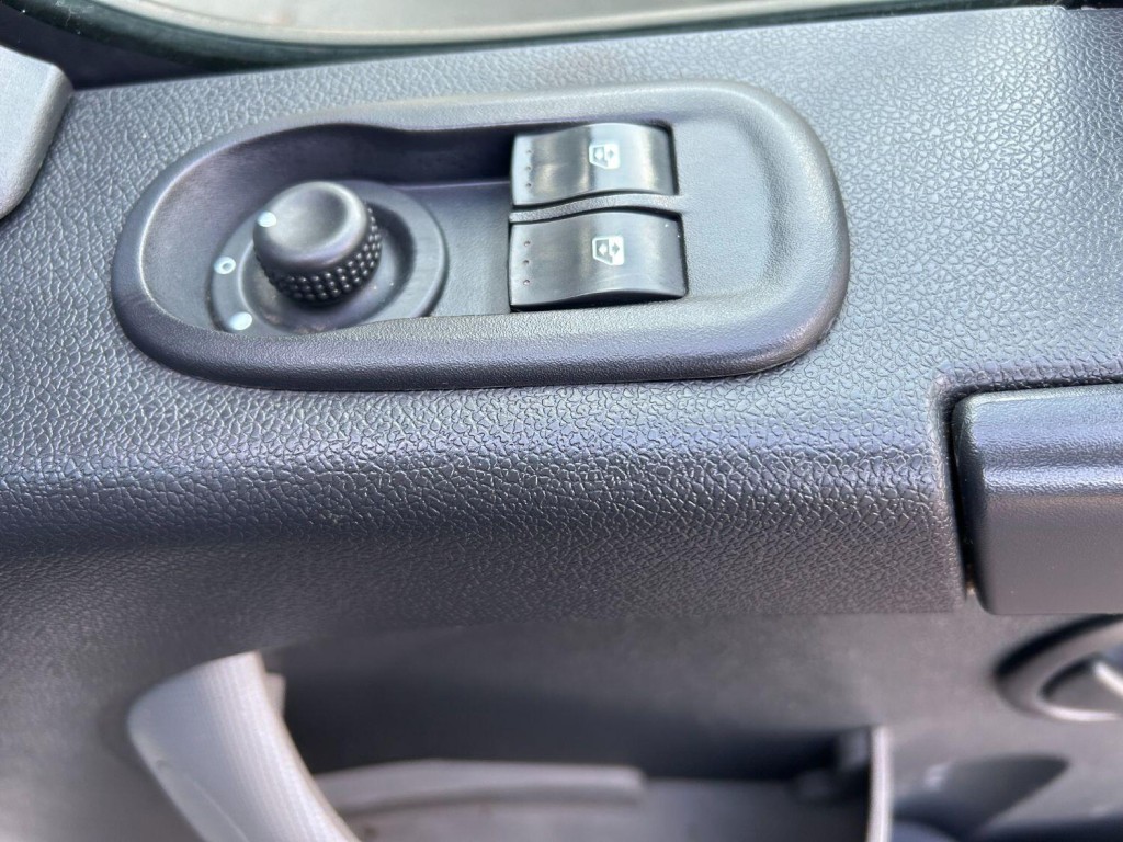 VAUXHALL MOVANO 3500 2.3 CDTI 130 Welfare Crew Van  2018