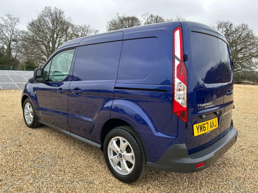 FORD TRANSIT CONNECT 1.5 TDCi 200 Limited 2017