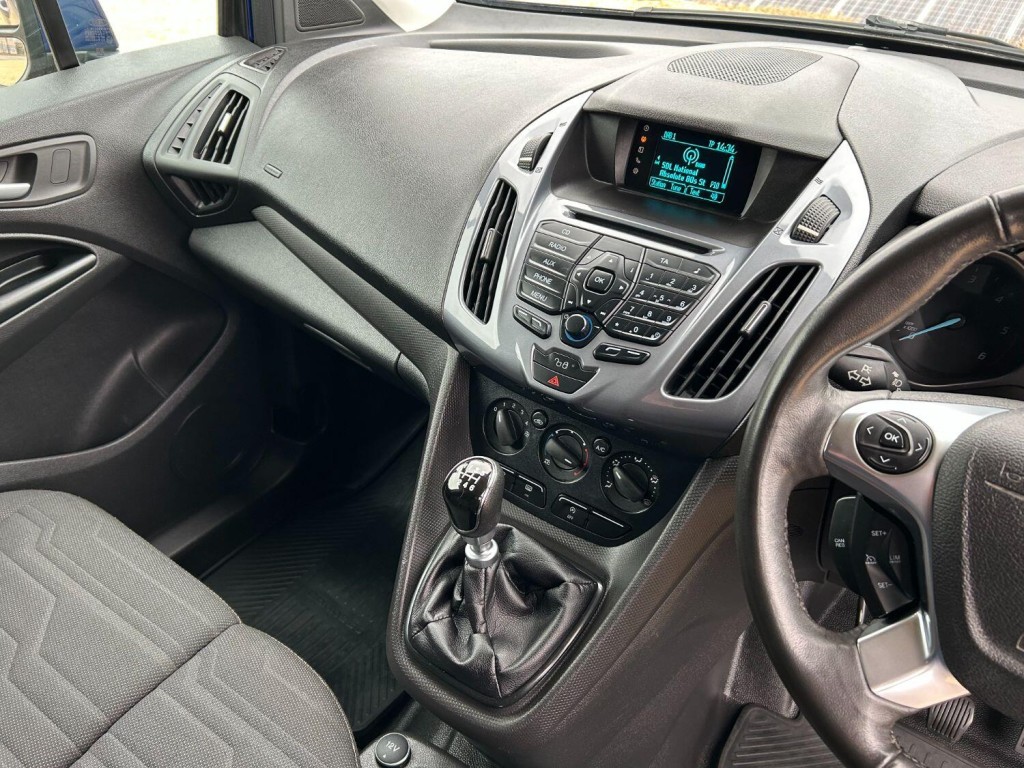 FORD TRANSIT CONNECT 1.5 TDCi 200 Limited 2017