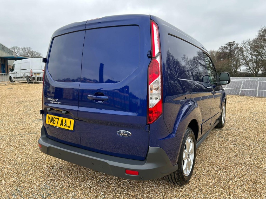 FORD TRANSIT CONNECT 1.5 TDCi 200 Limited 2017