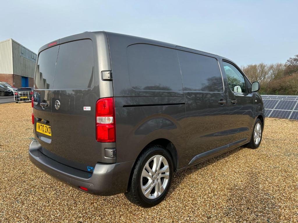 VAUXHALL VIVARO 1.5 Turbo D 2700 Sportive SWB 2020