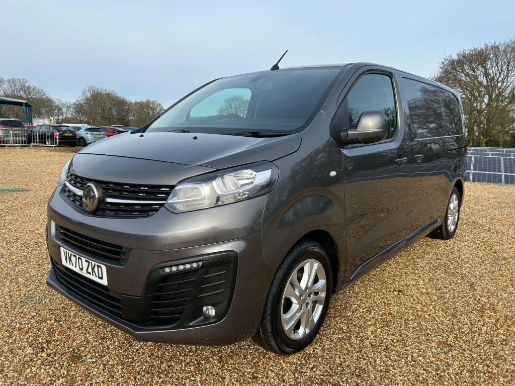 VAUXHALL VIVARO 1.5 Turbo D 2700 Sportive SWB 2020