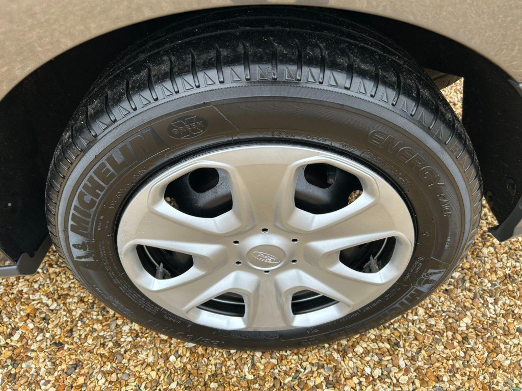 FORD TRANSIT COURIER 1.6 TDCi Trend 2016