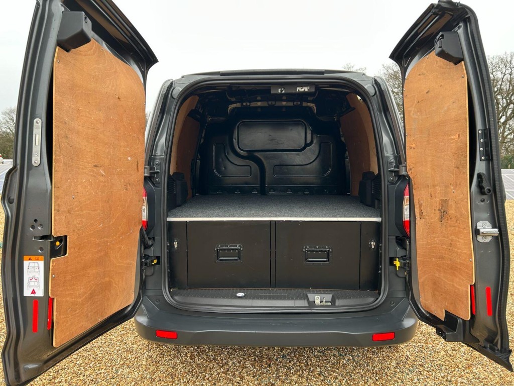 FORD TRANSIT COURIER 1.6 TDCi Trend 2016