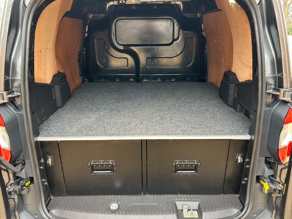 FORD TRANSIT COURIER 1.6 TDCi Trend 2016