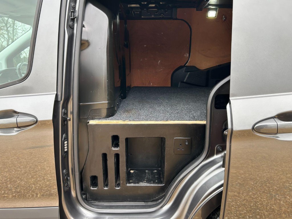 FORD TRANSIT COURIER 1.6 TDCi Trend 2016