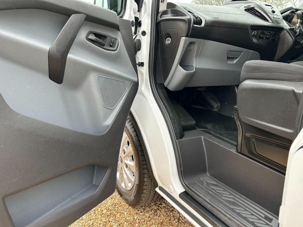 FORD TRANSIT CUSTOM 310 2.0 TDCi SWB  2016
